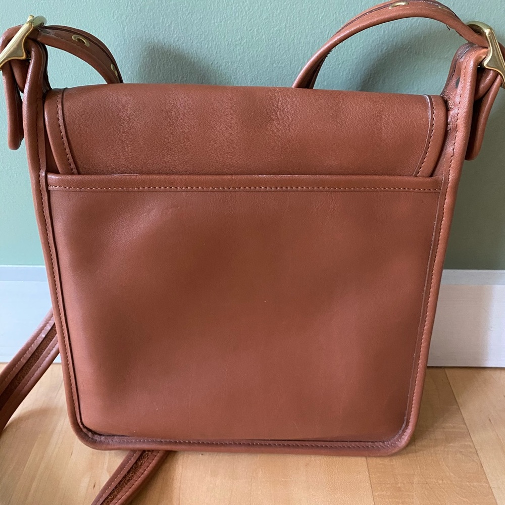 Vintage Tan Leather Coach Duffle Tote w Front Flap